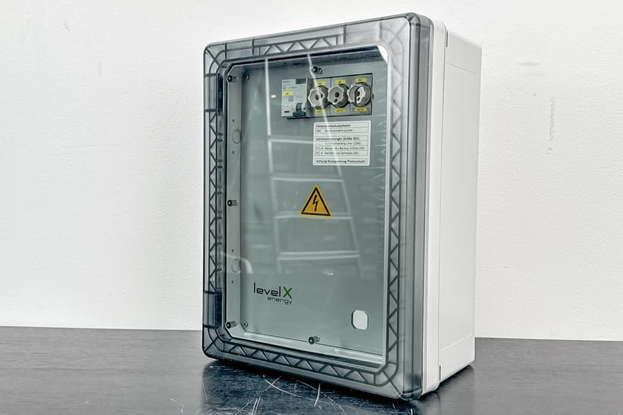 Blackout Box FRT levelX energy